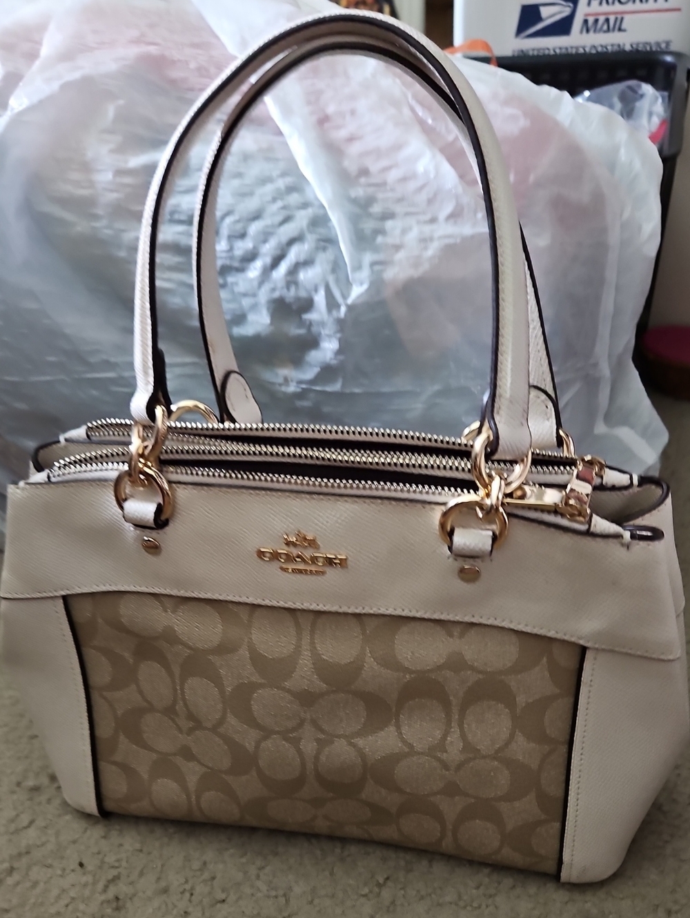 Coach Two-Tone Signature Satchel in Beige and Cream - Picture 4 of 12